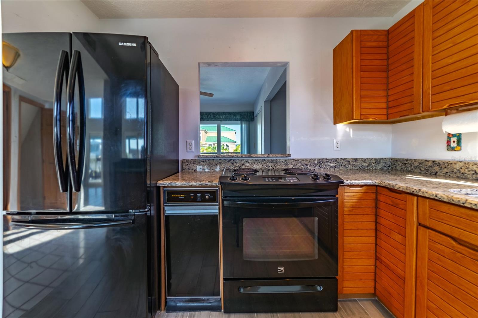 Image 11 of 59 For 6432 Driftwood Drive