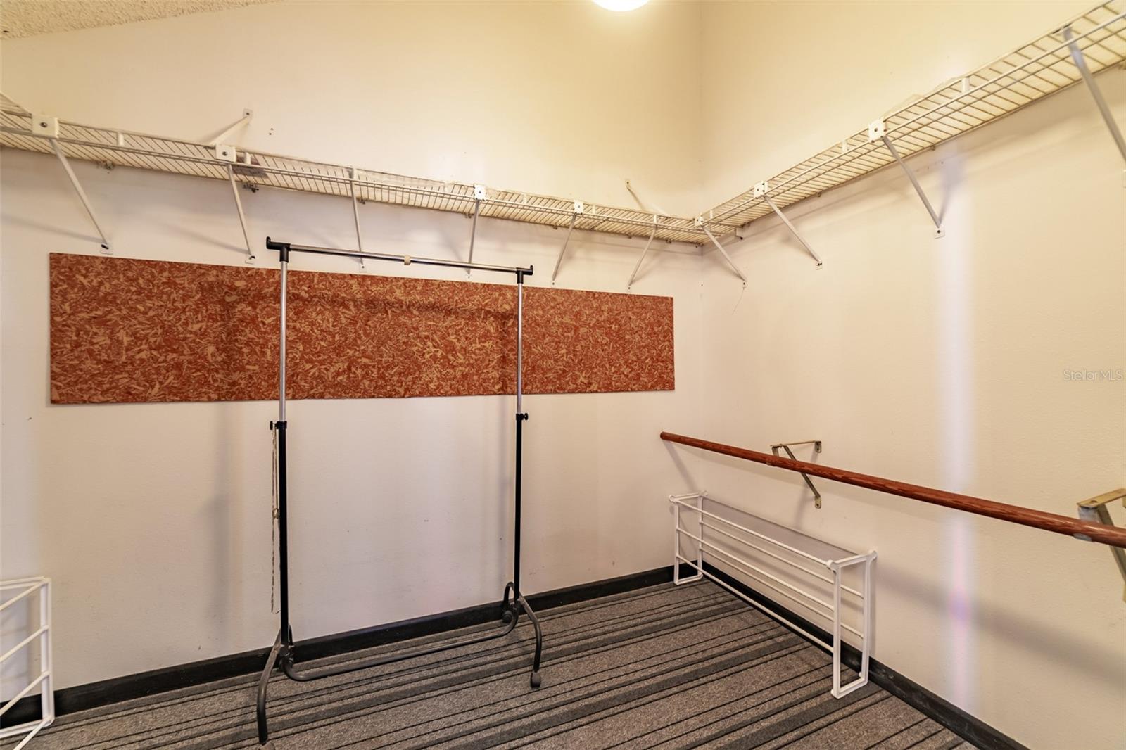 Image 32 of 59 For 6432 Driftwood Drive