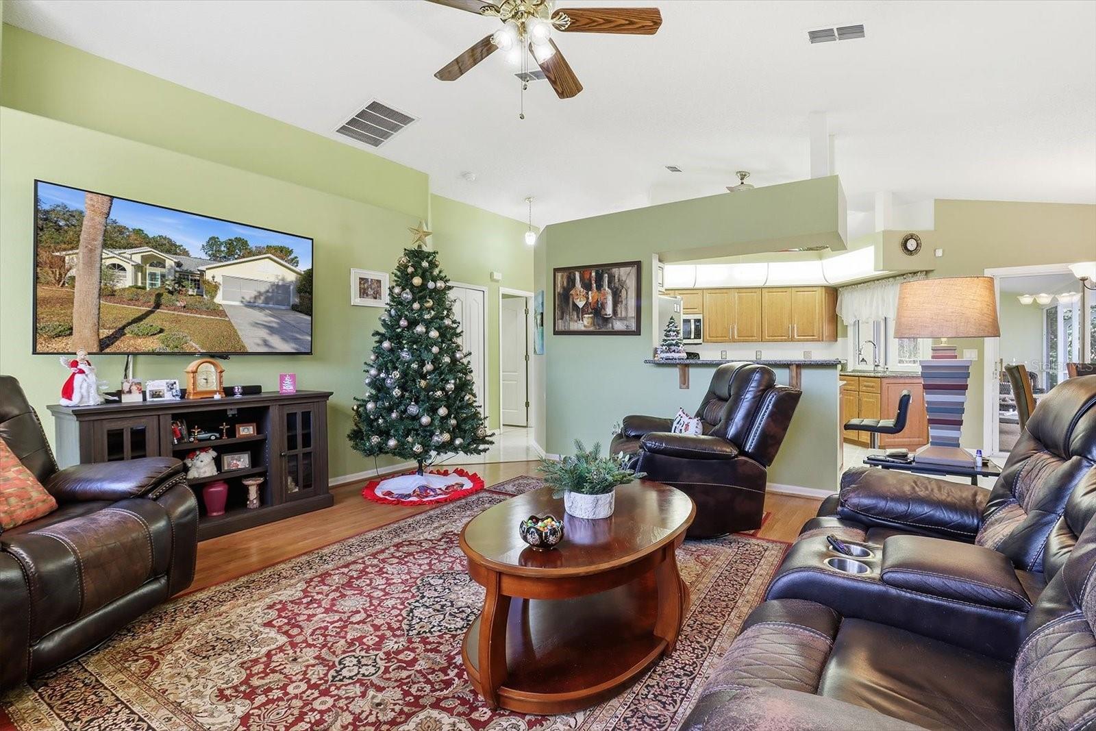 Image 6 of 46 For 3 Ipomoea Court