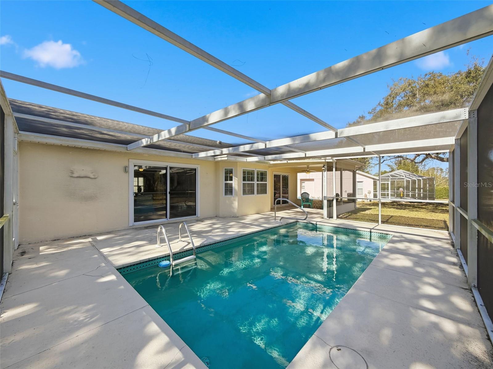 Listing photo id 48 for 9434 Holnwon Court