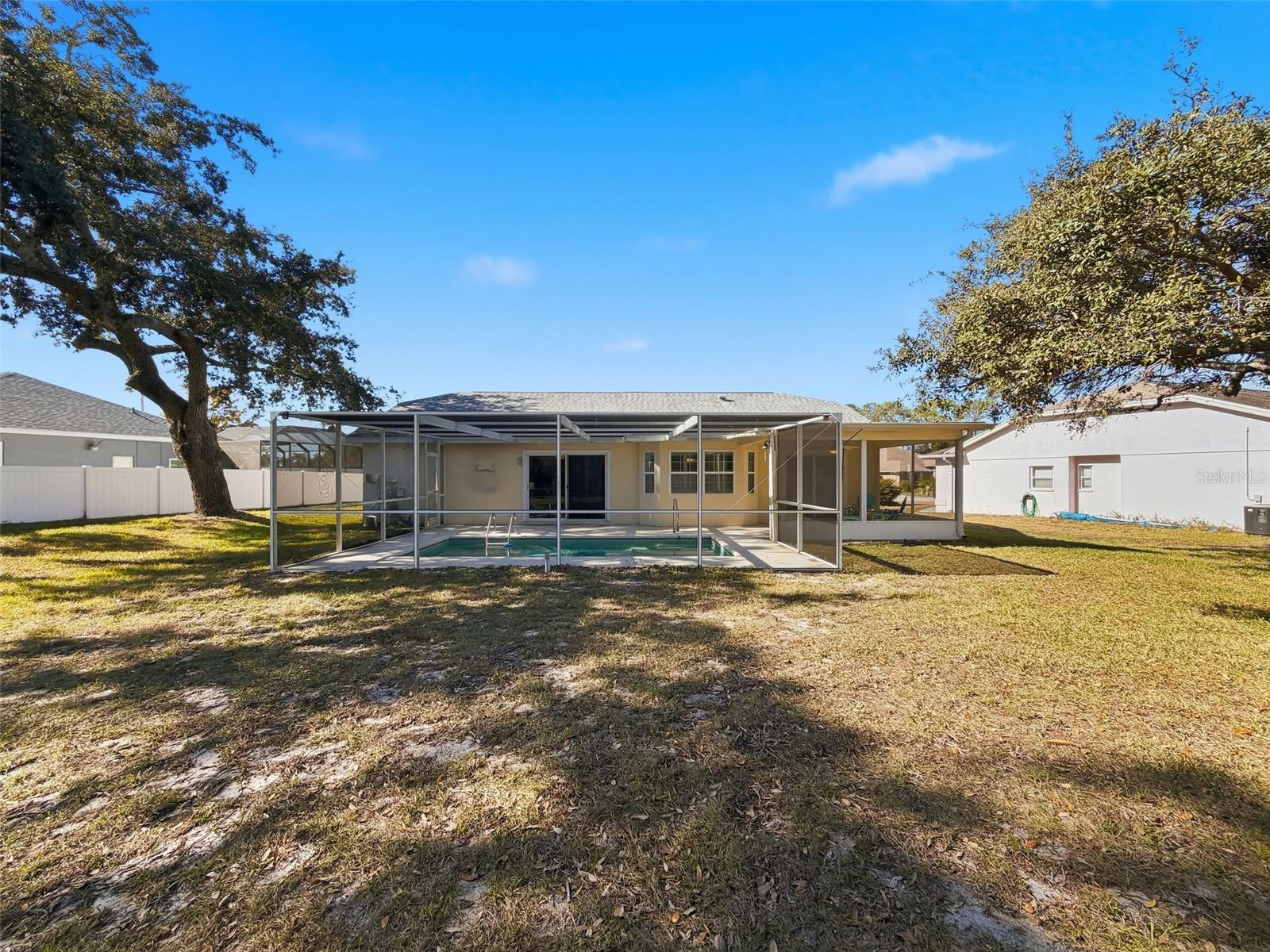 Listing photo id 57 for 9434 Holnwon Court