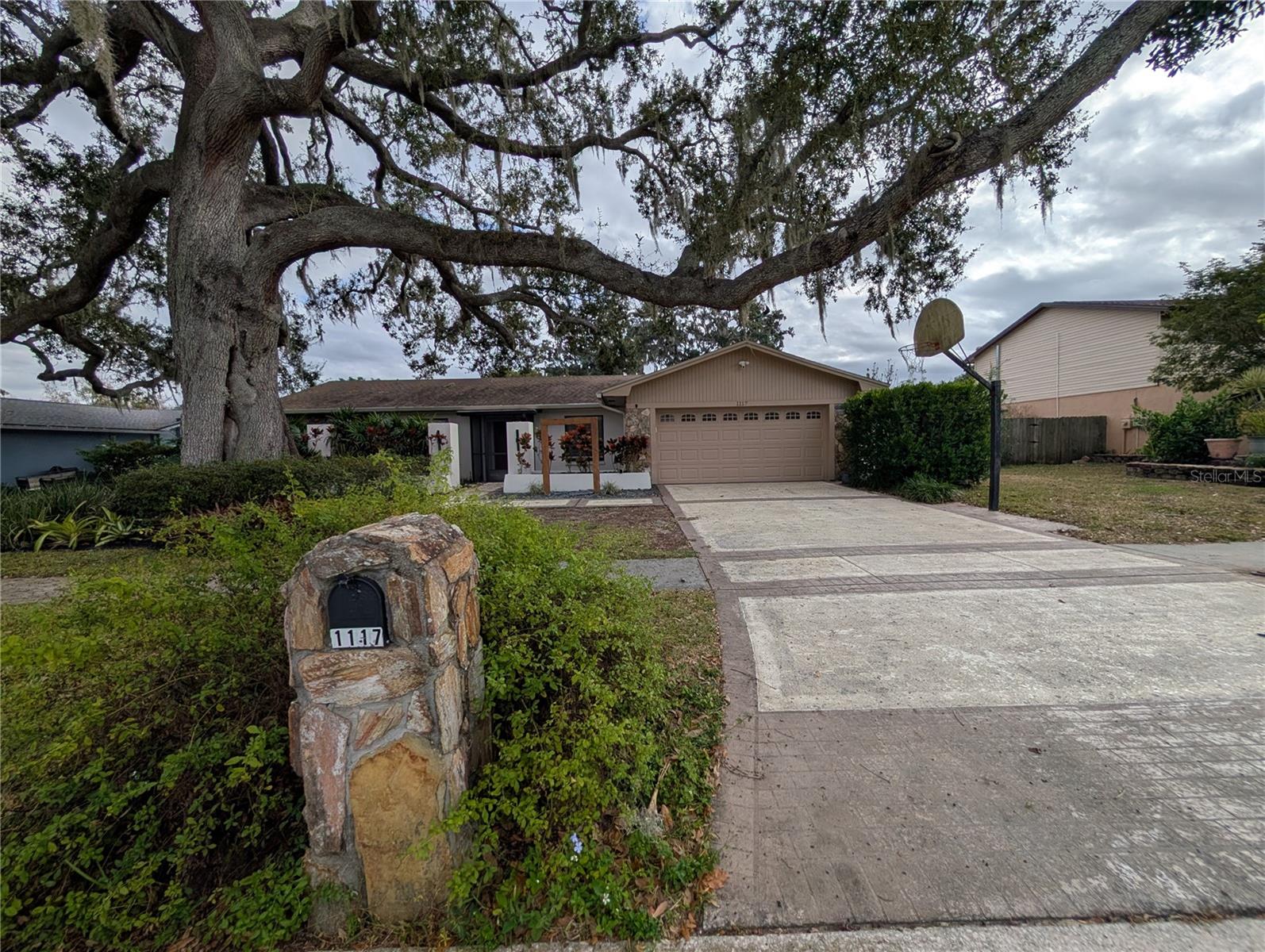 Image 2 of 36 For 1117 Lakemont Drive