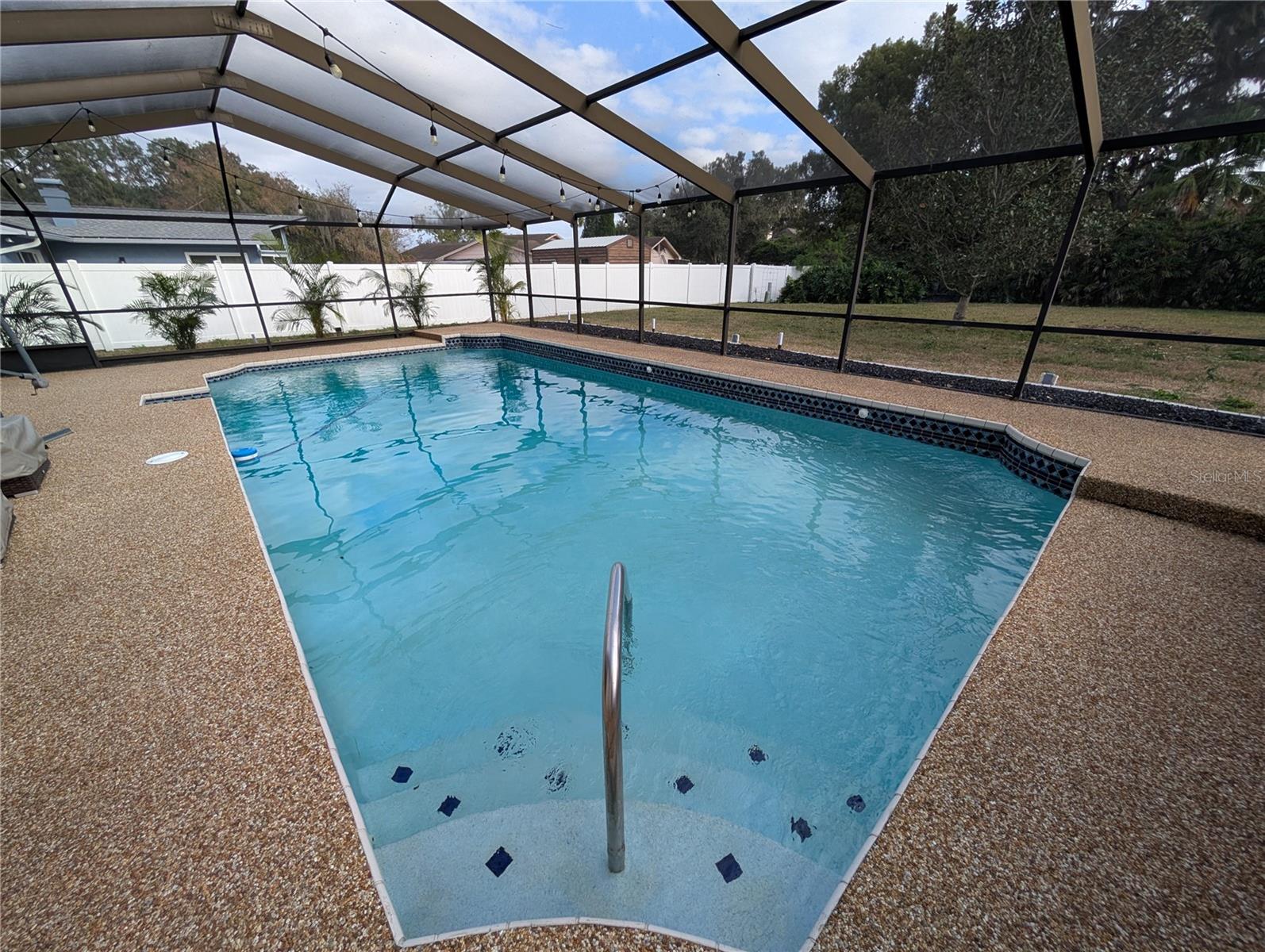 Image 27 of 36 For 1117 Lakemont Drive