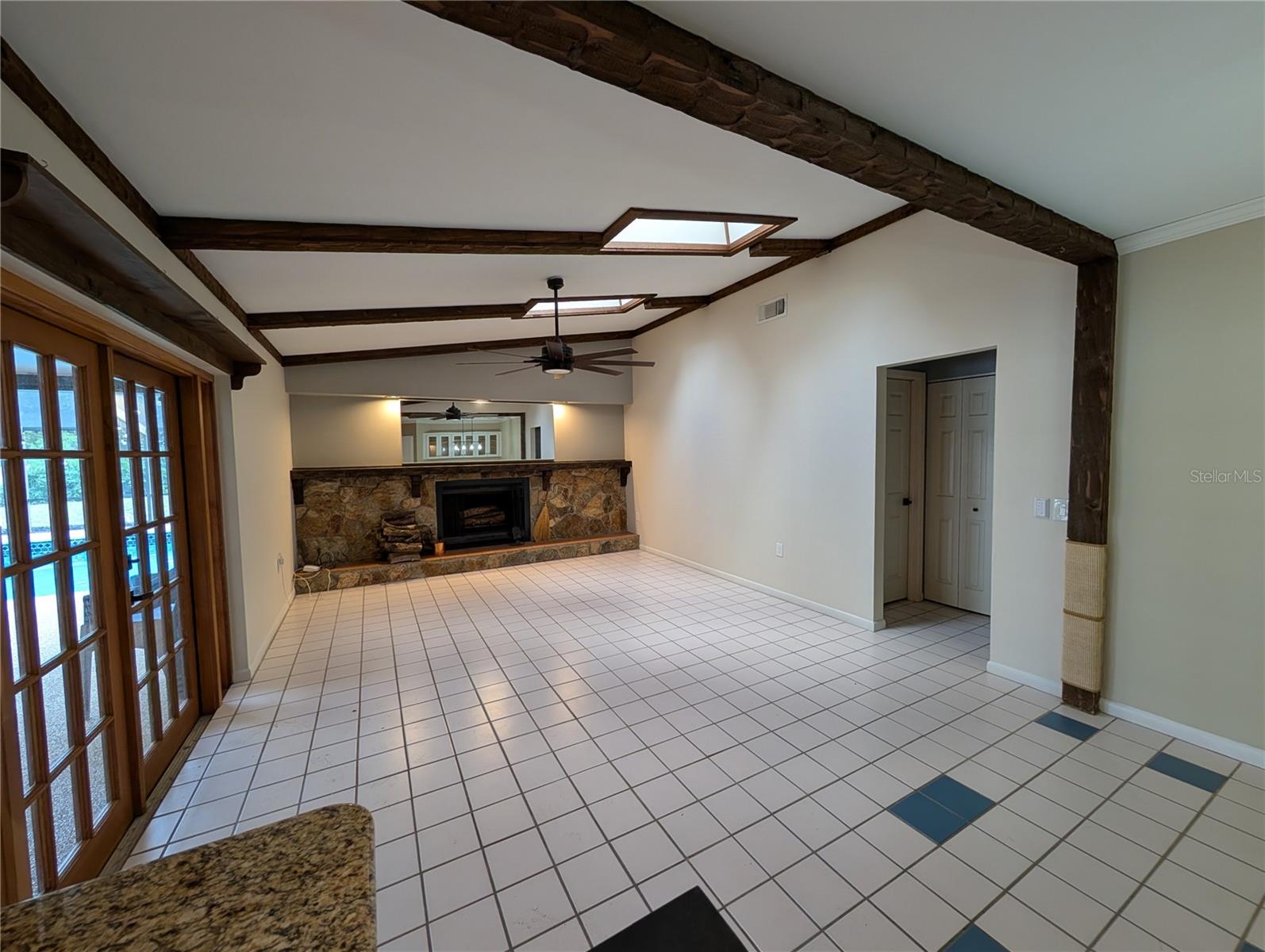 Image 5 of 36 For 1117 Lakemont Drive