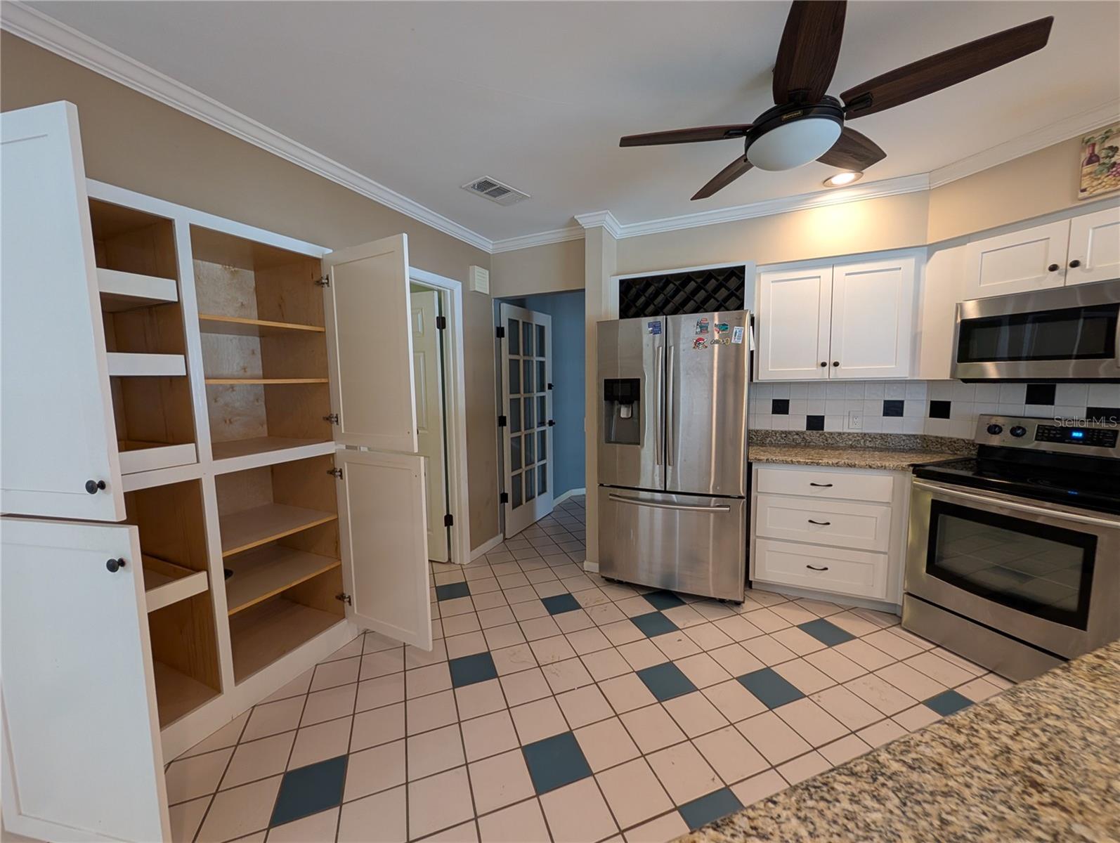 Image 9 of 36 For 1117 Lakemont Drive