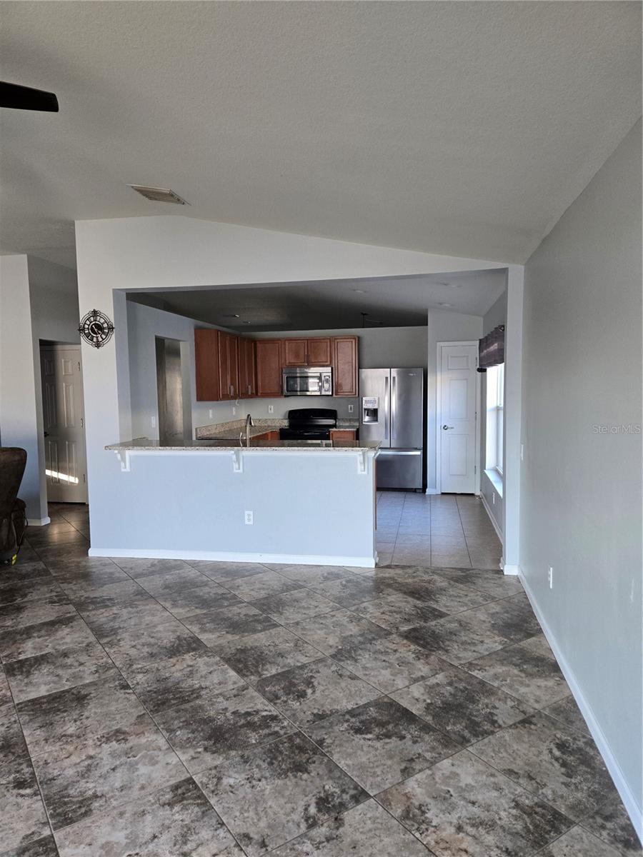 Image 8 of 11 For 14392 Wake Robin Drive