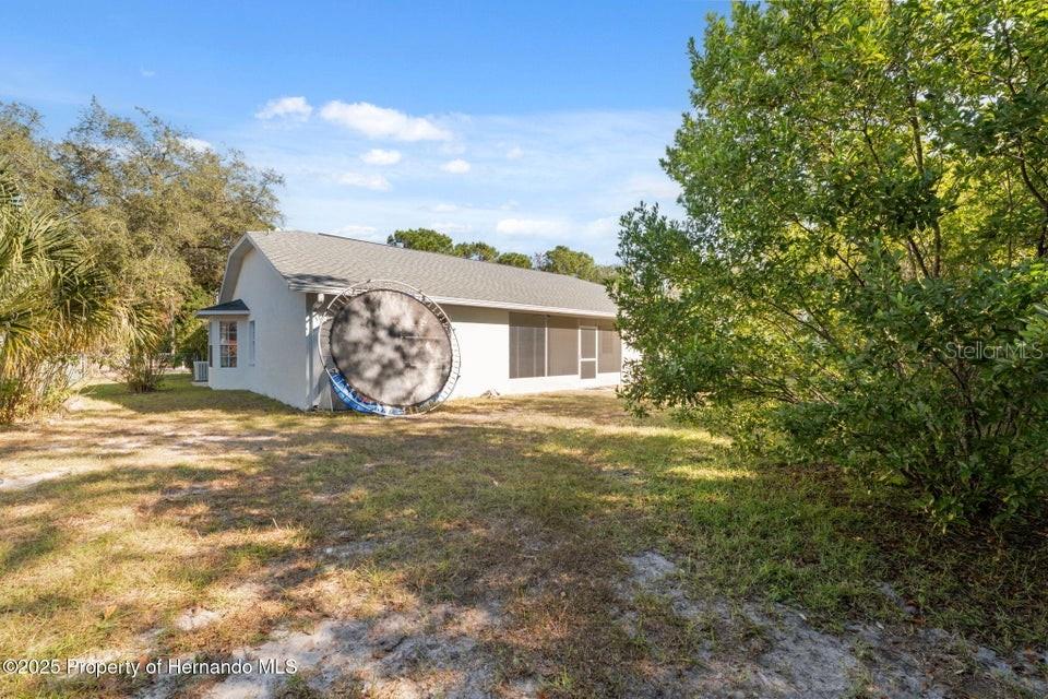 Image 32 of 34 For 10290 Adler Street