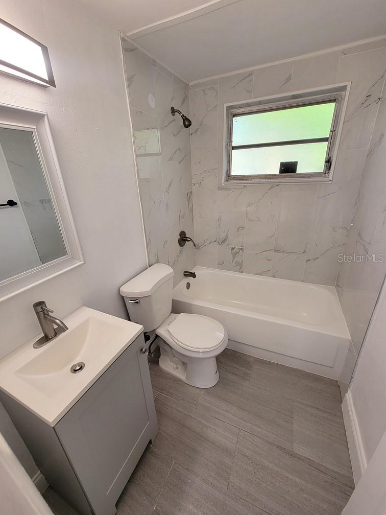 Image 15 of 20 For 4827 Aegean Avenue