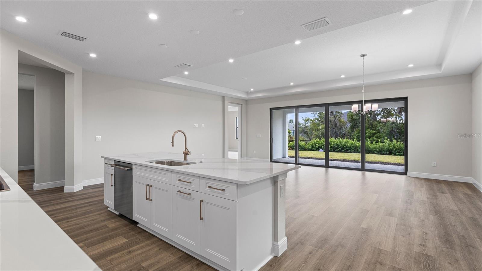 Image 8 of 29 For 14359 Hammock Oak Street