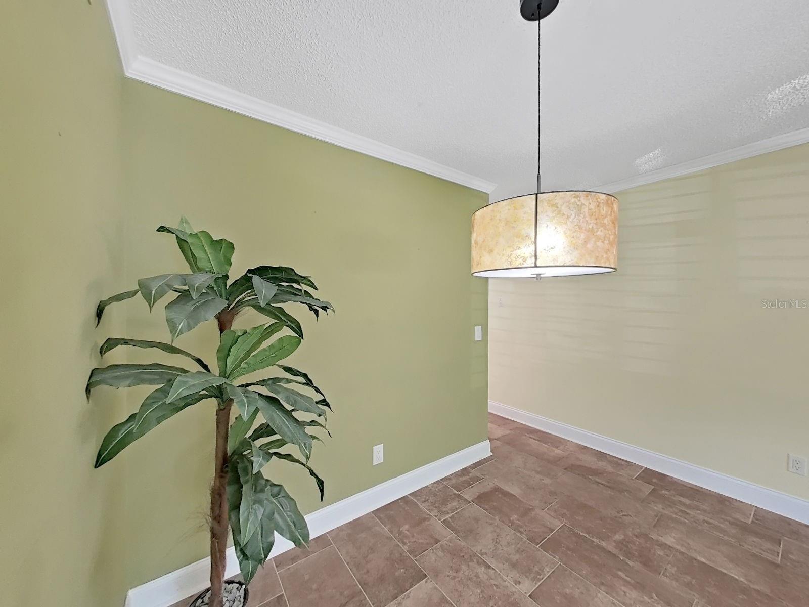 Image 13 of 79 For 2226 Switzerland Way 4