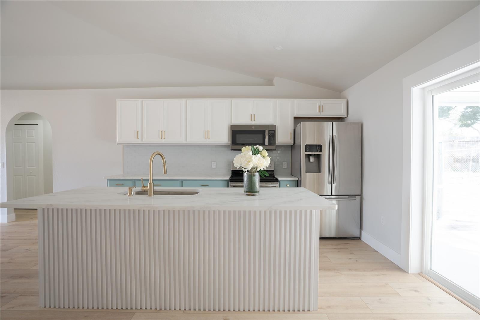 Image 2 of 25 For 10224 Bannister Street