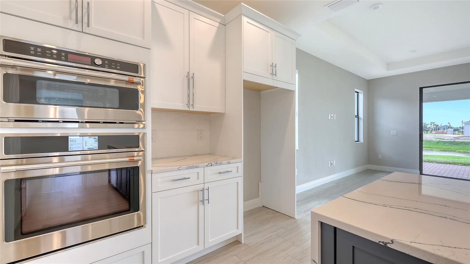 Image 18 of 43 For 14517 Coastal Woodland Lane