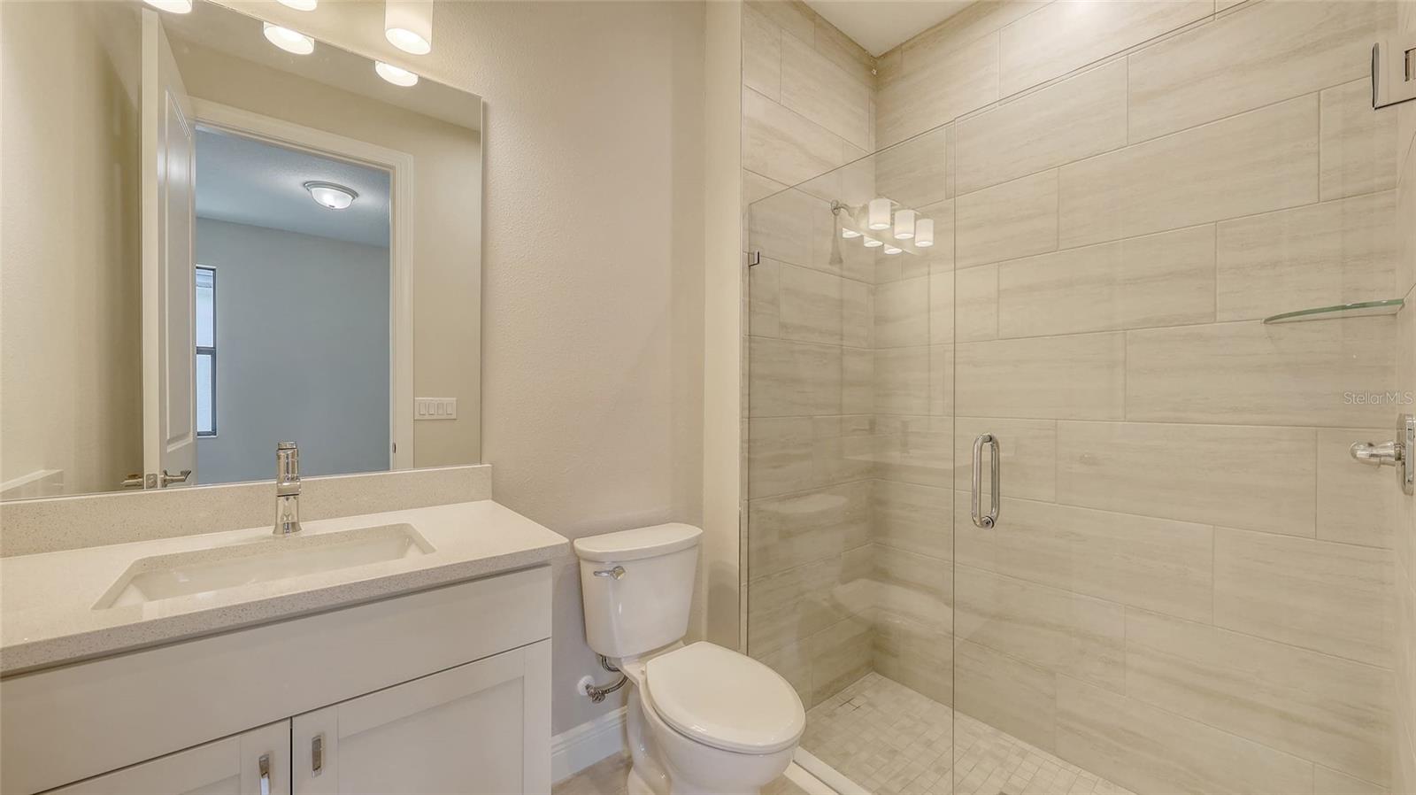 Image 31 of 43 For 14517 Coastal Woodland Lane