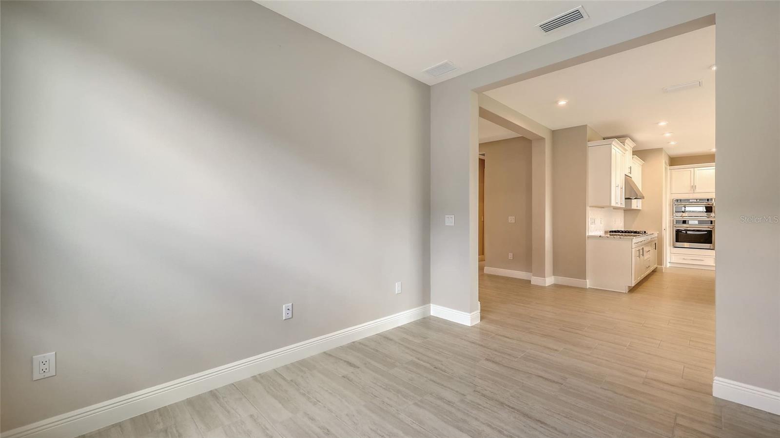 Image 40 of 43 For 14517 Coastal Woodland Lane