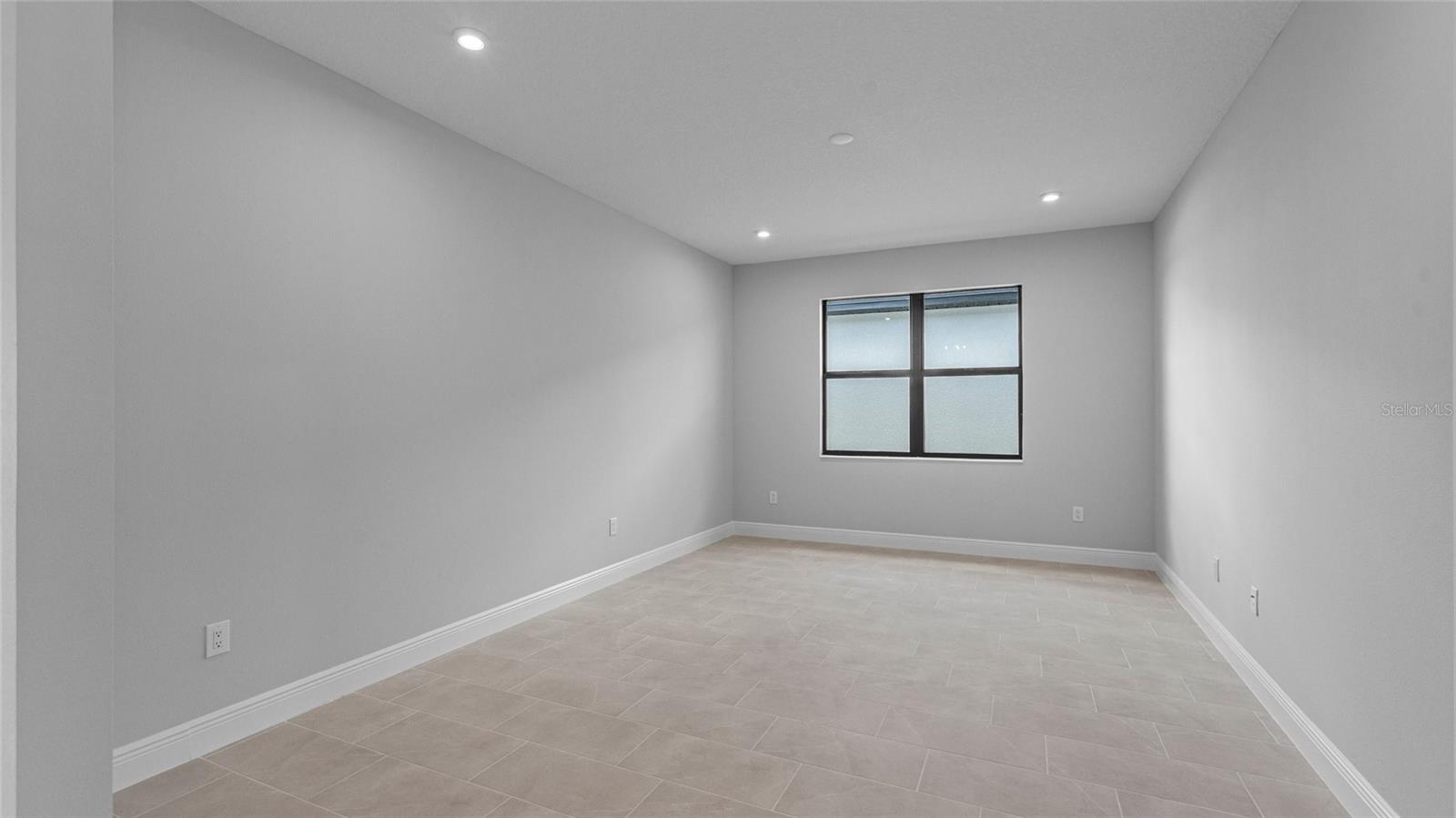 Image 19 of 35 For 14443 Coastal Woodland Lane