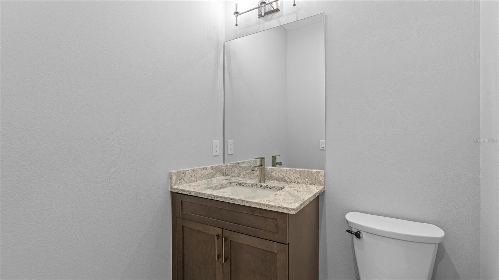 Image 23 of 35 For 14443 Coastal Woodland Lane