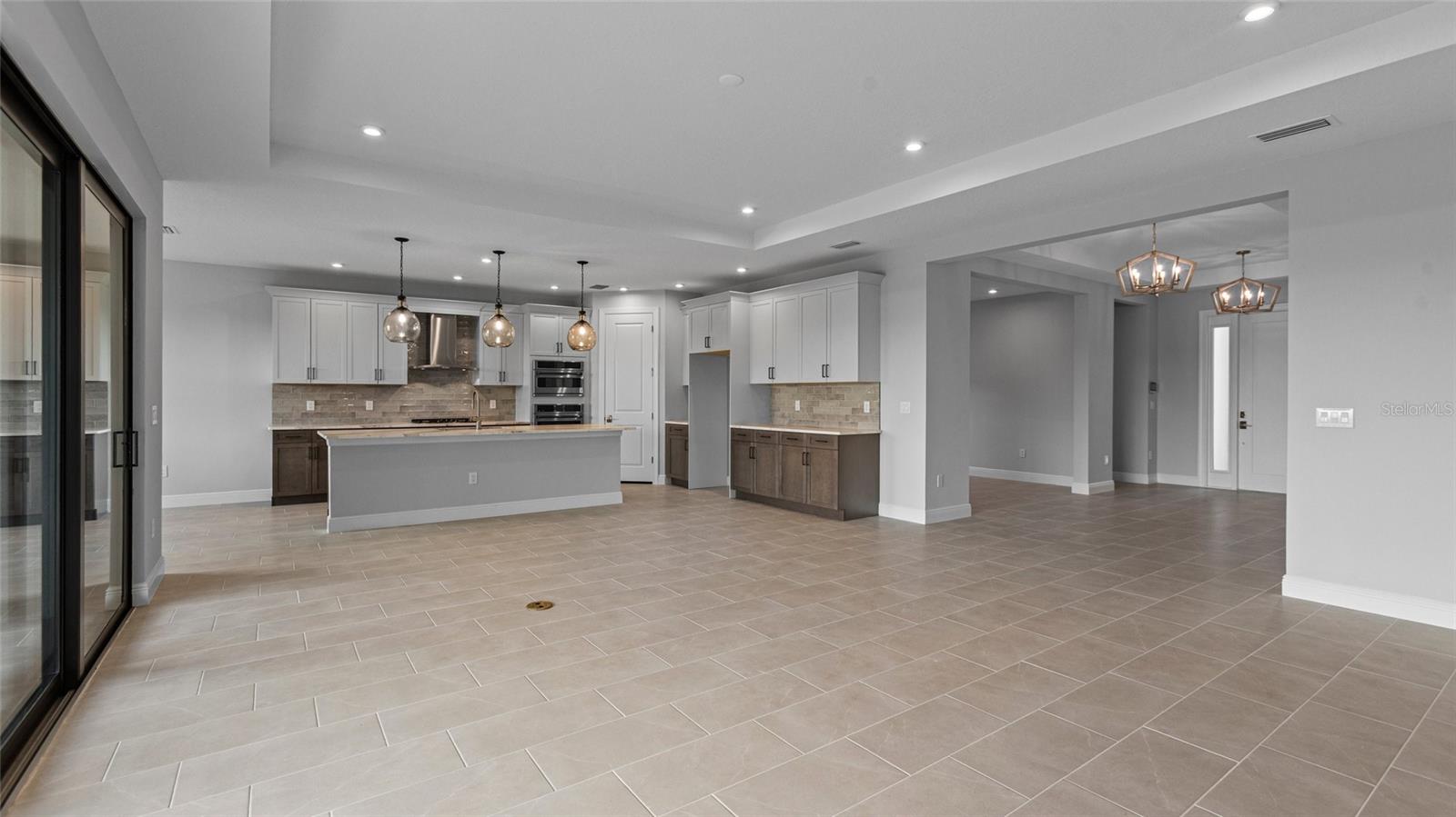 Image 5 of 35 For 14443 Coastal Woodland Lane