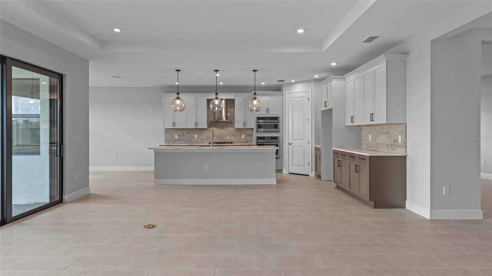 Image 6 of 35 For 14443 Coastal Woodland Lane