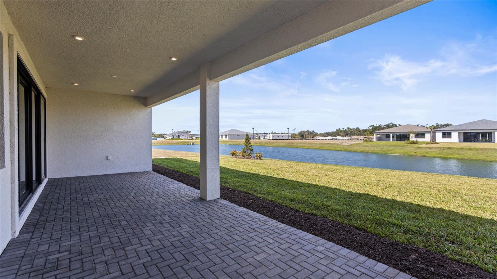 Image 24 of 34 For 14444 Woodland Preserve Trail