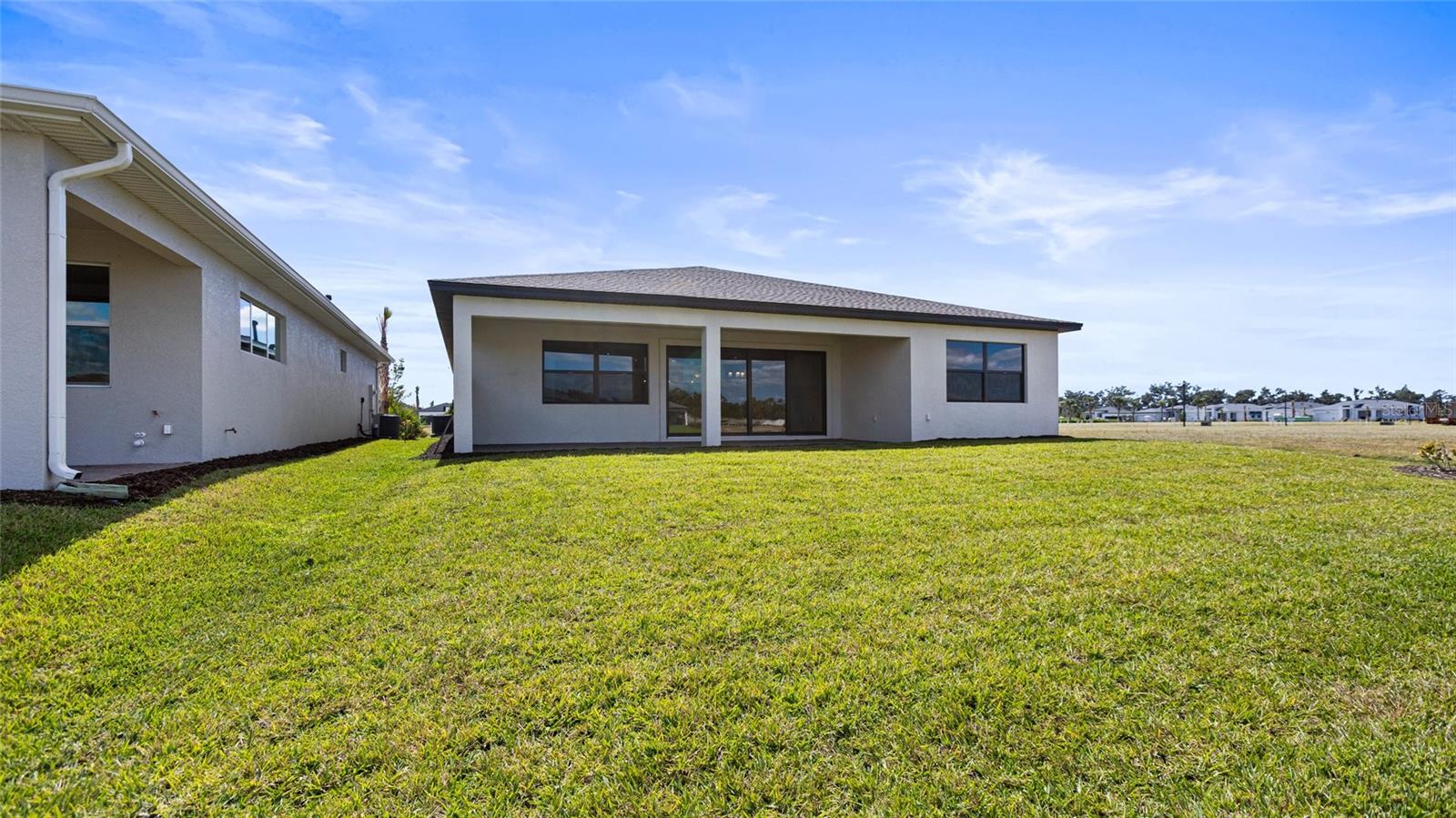 Image 25 of 34 For 14444 Woodland Preserve Trail