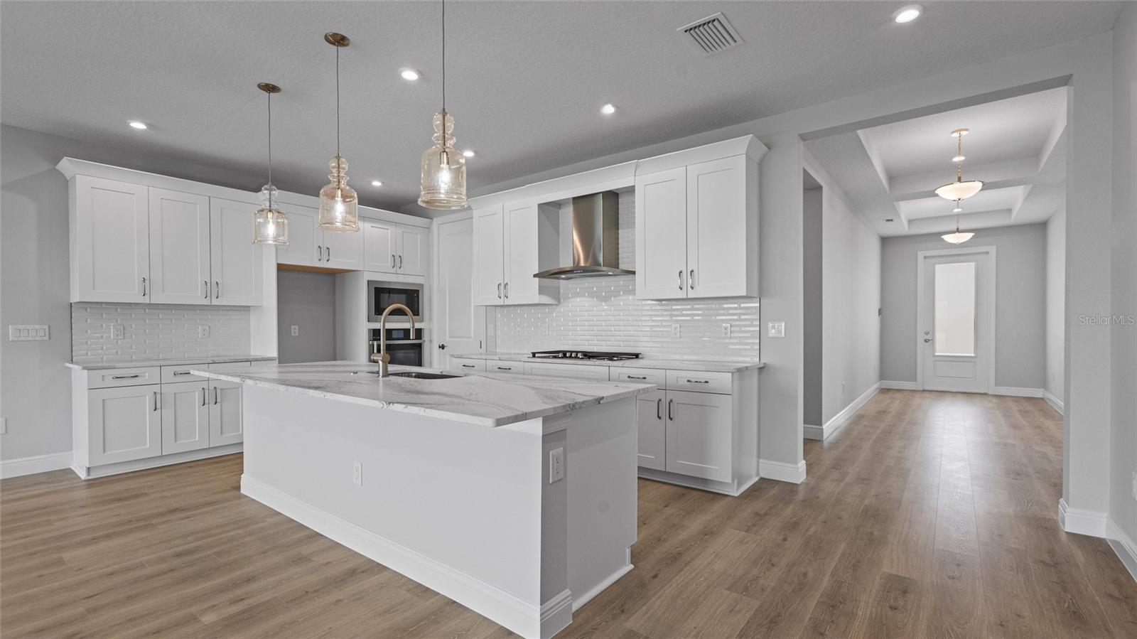 Image 6 of 34 For 14444 Woodland Preserve Trail