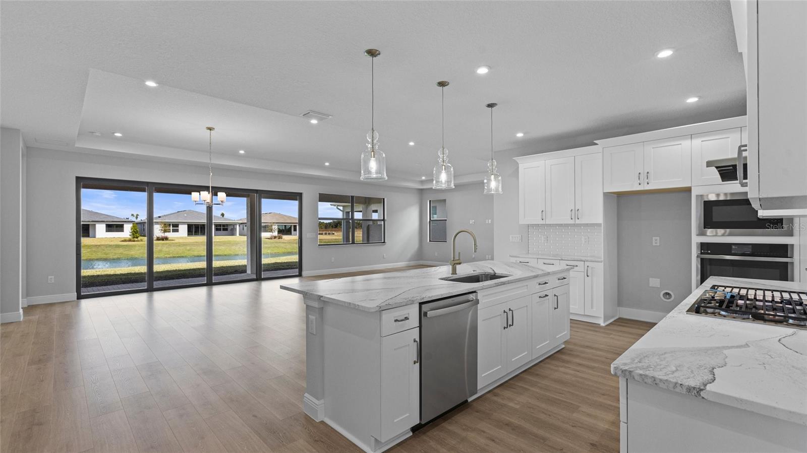 Image 9 of 34 For 14444 Woodland Preserve Trail