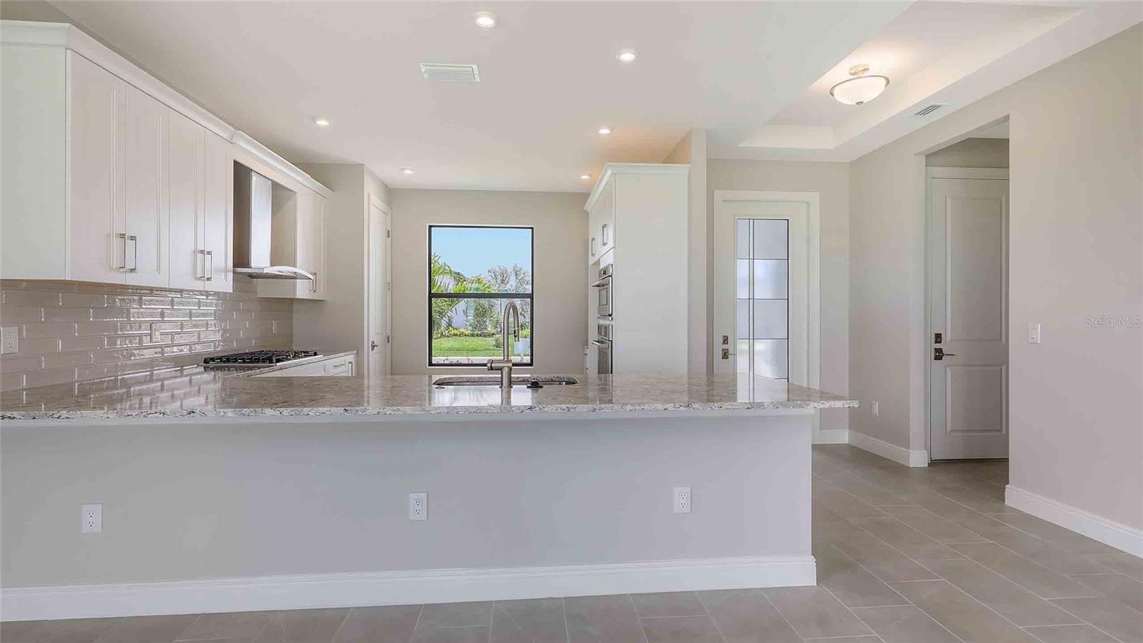 Image 11 of 36 For 14370 Hammock Oak Street