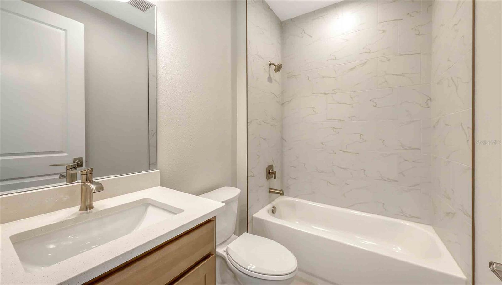 Image 28 of 36 For 14370 Hammock Oak Street