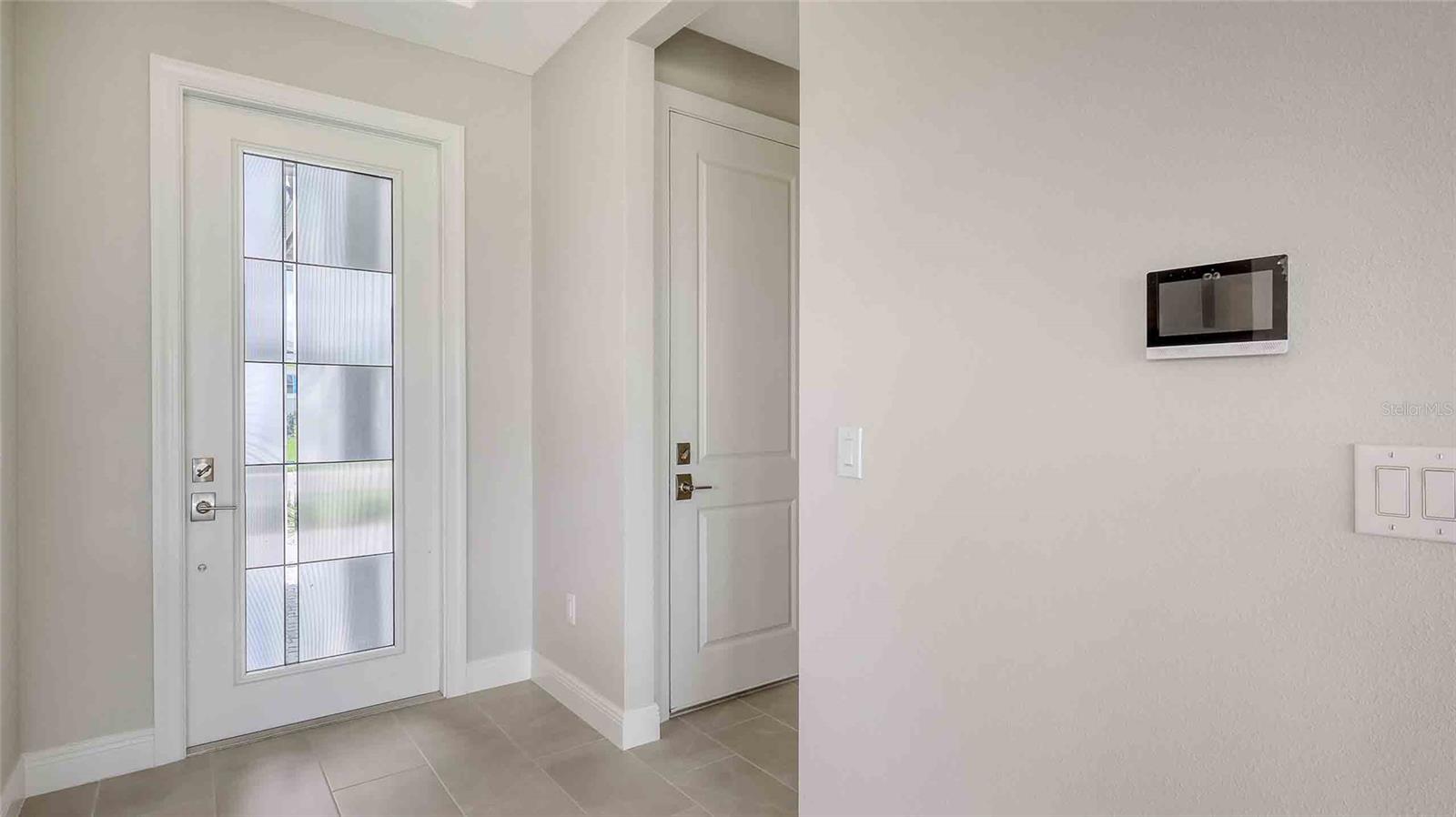 Image 3 of 36 For 14370 Hammock Oak Street