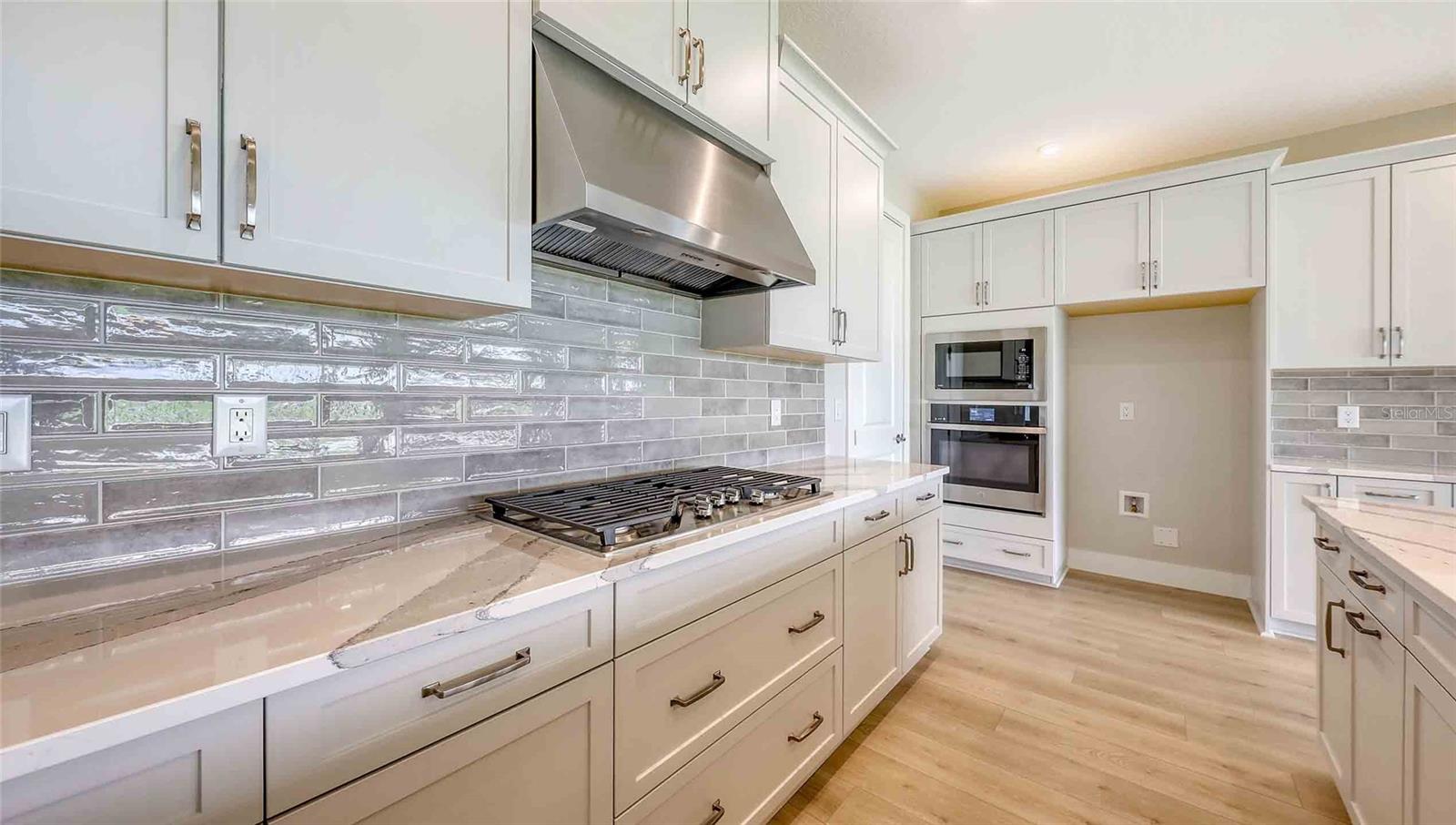 Image 16 of 47 For 14451 Coastal Woodland Lane