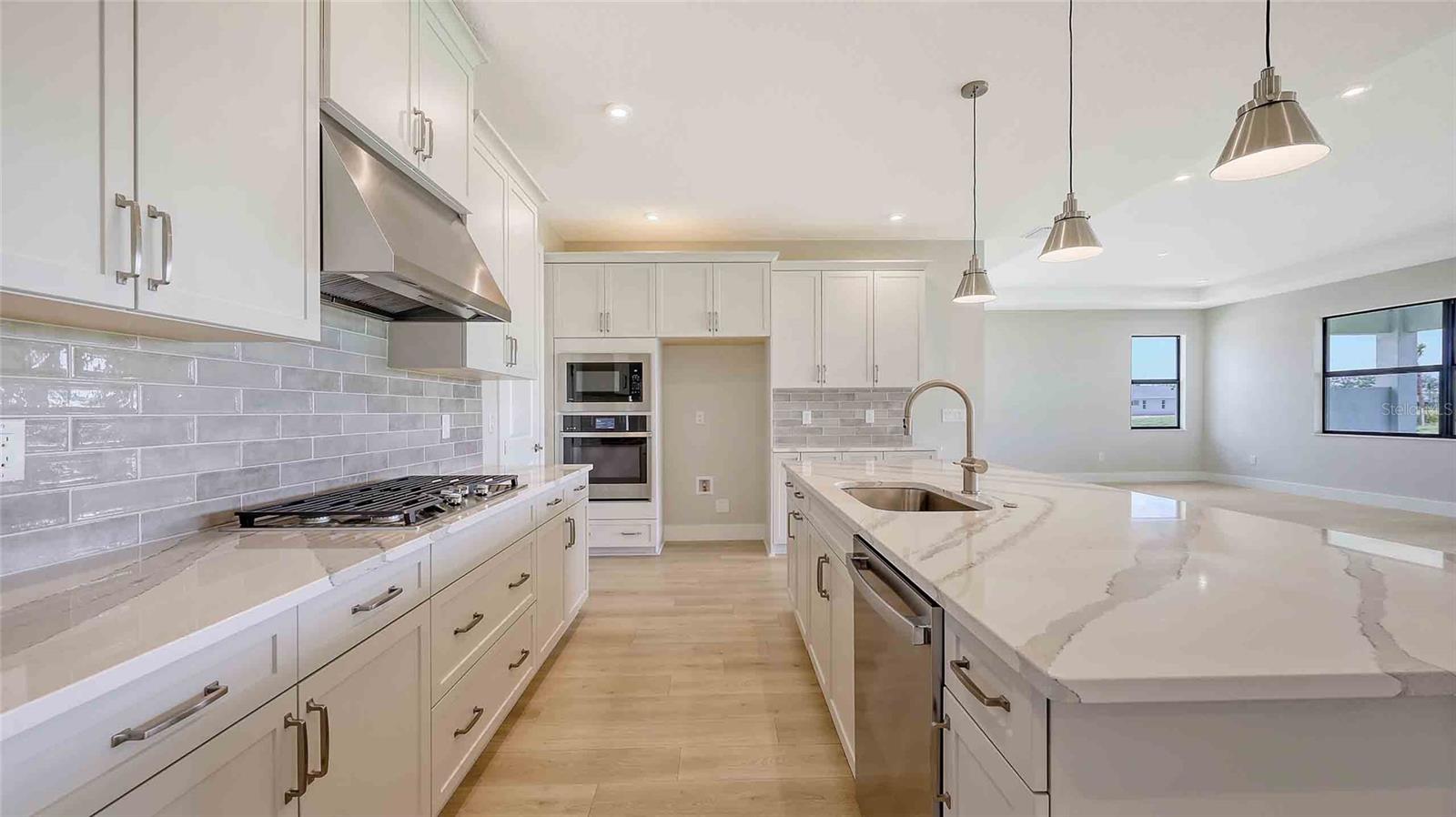 Image 17 of 47 For 14451 Coastal Woodland Lane