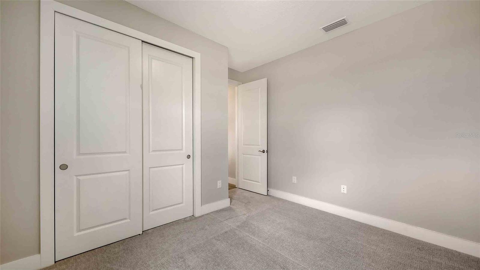 Image 31 of 47 For 14451 Coastal Woodland Lane