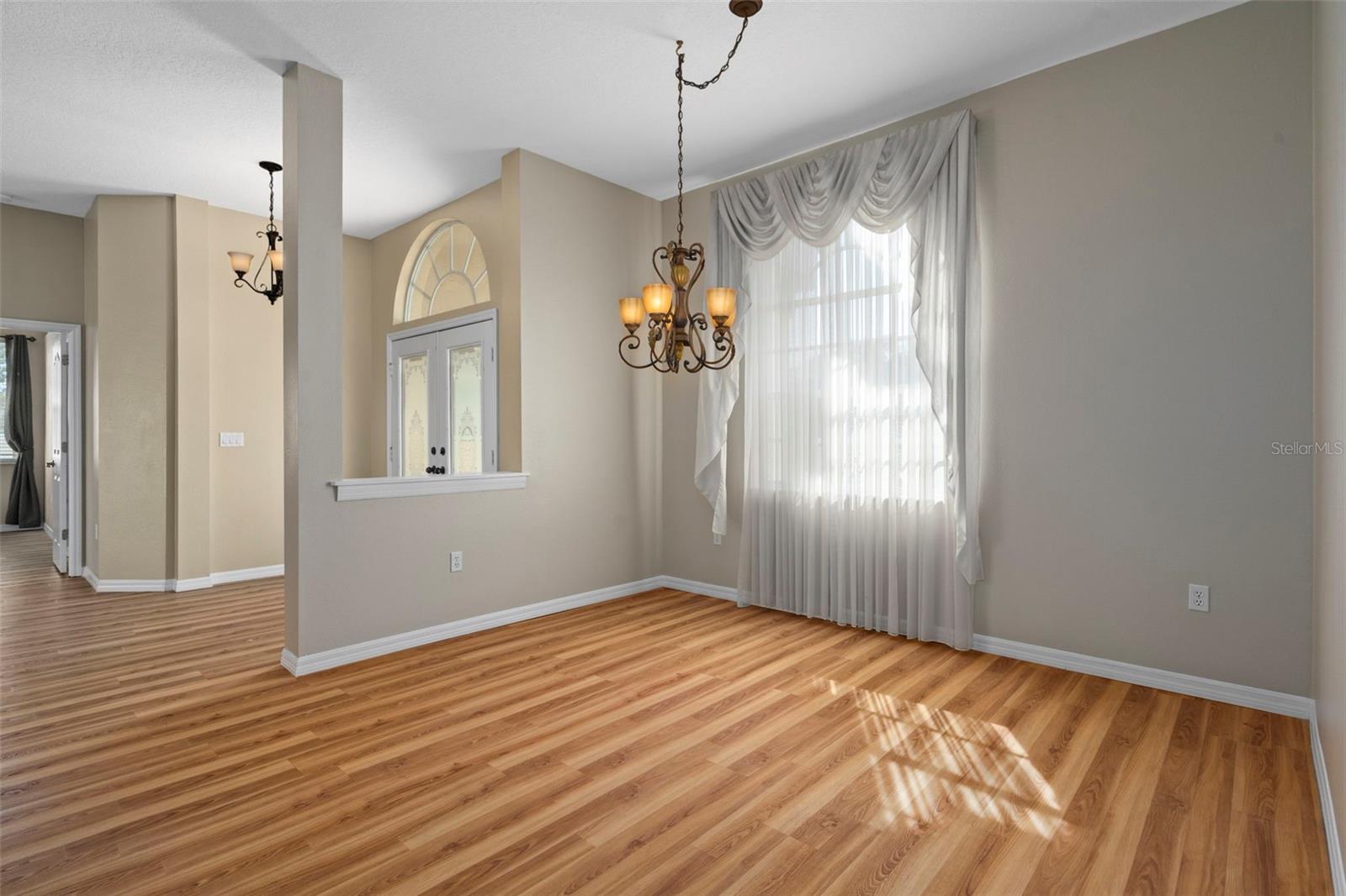 Image 18 of 50 For 9376 Bearwalk Path