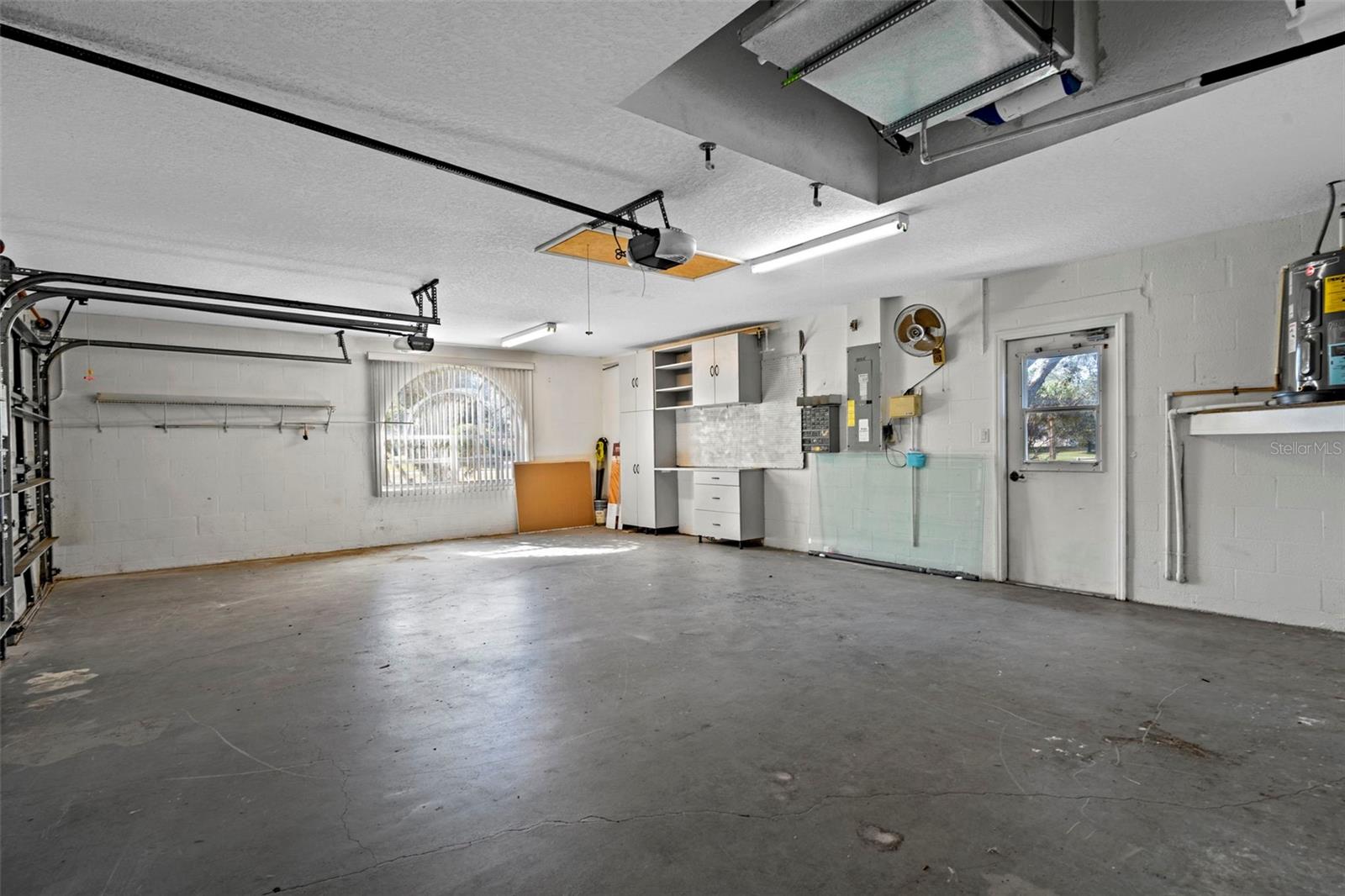 Image 44 of 50 For 9376 Bearwalk Path