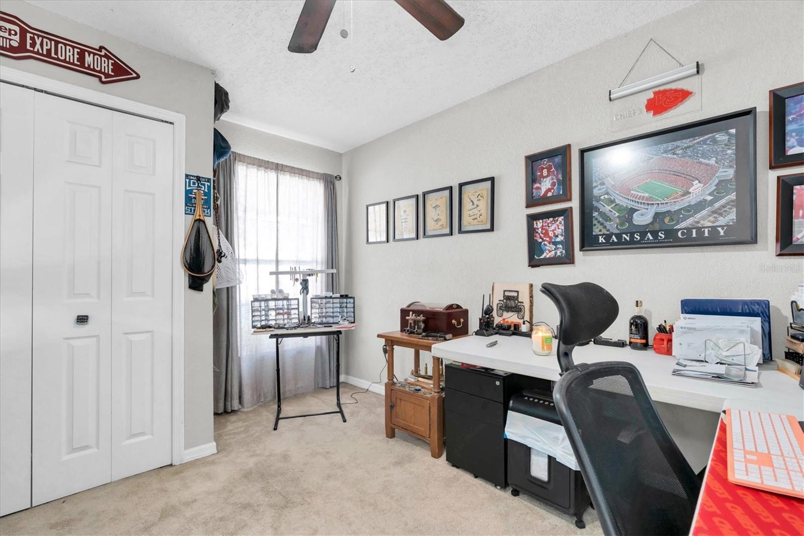 Listing photo id 15 for 5206 Lagos Court