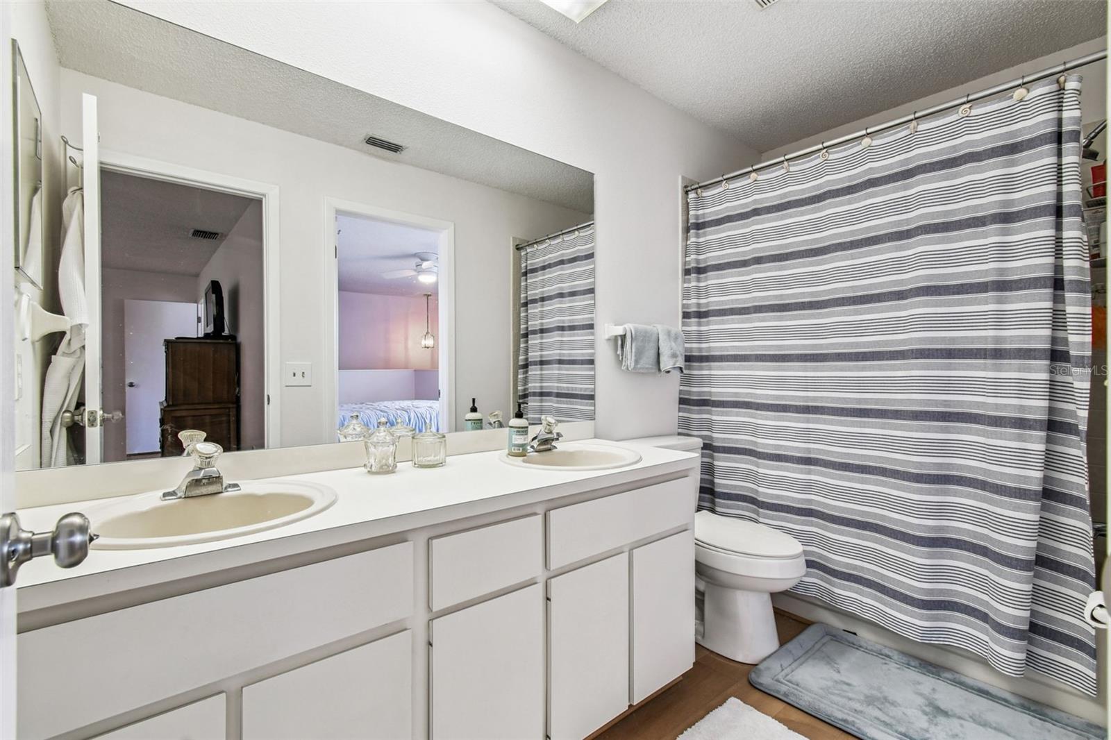 Image 24 of 39 For 6531 Remus Drive