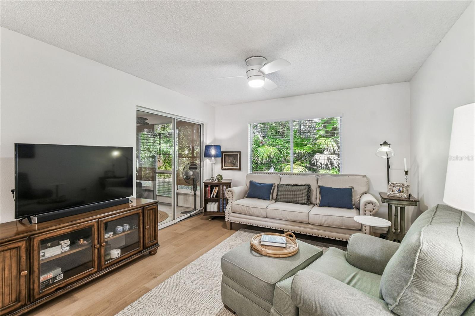 Image 4 of 39 For 6531 Remus Drive