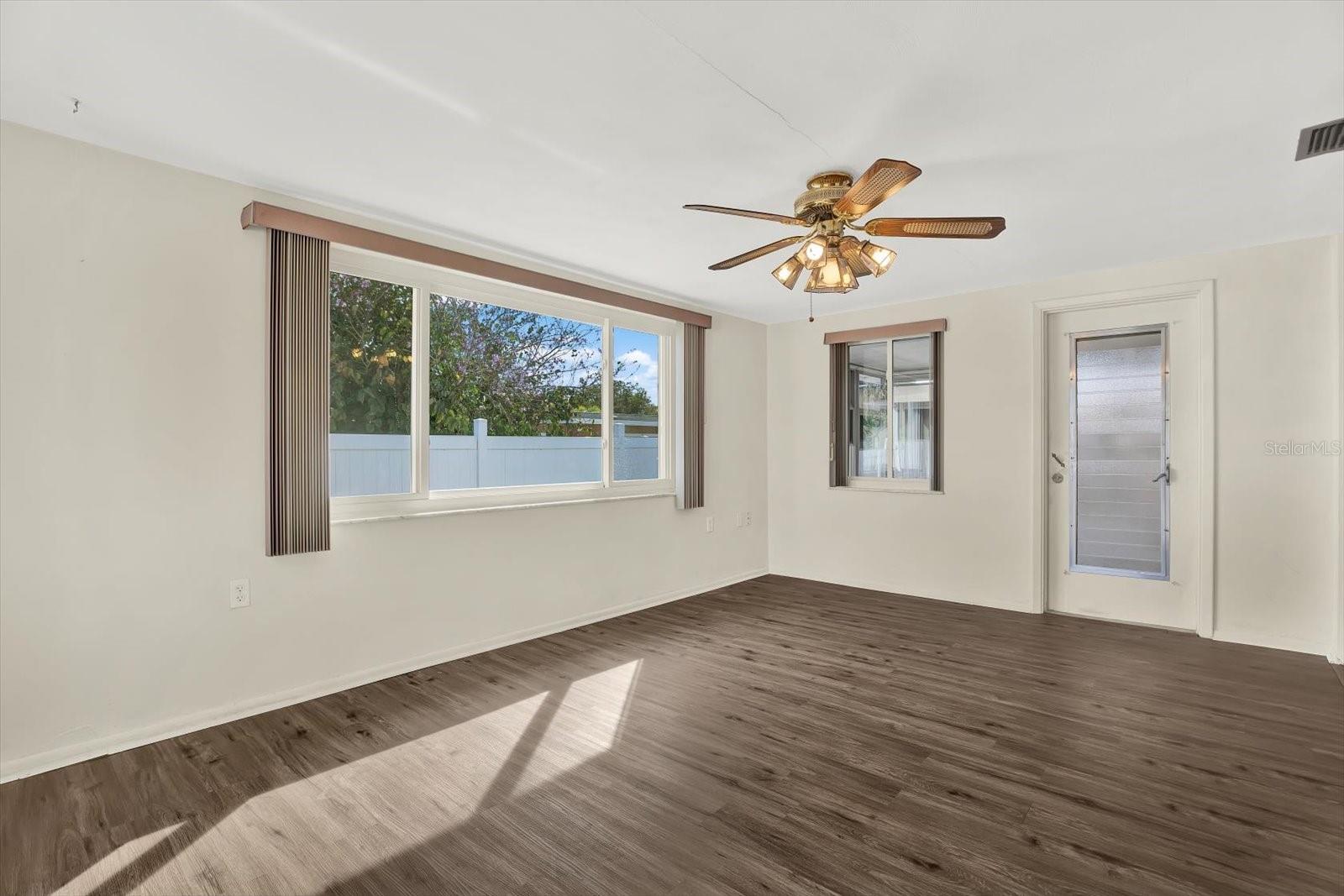 Image 20 of 25 For 5226 Falcon Drive