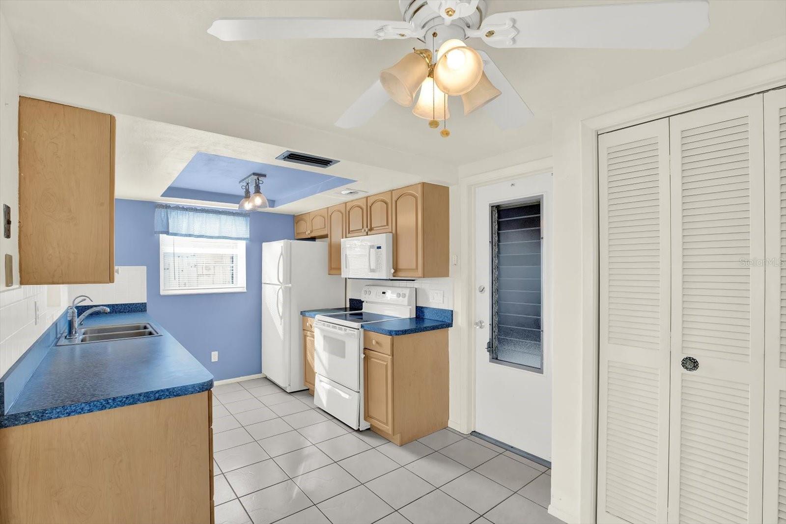 Image 9 of 25 For 5226 Falcon Drive