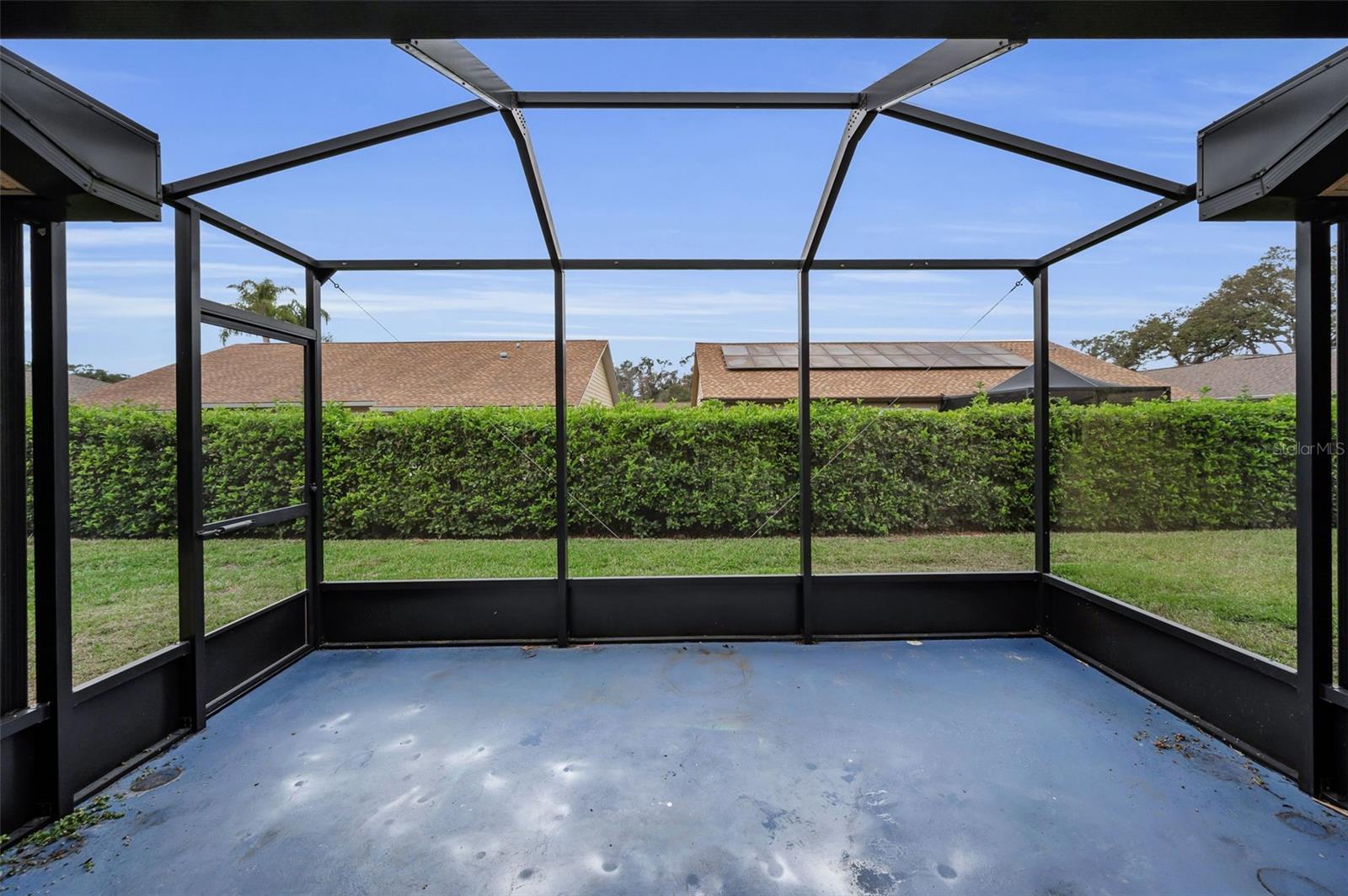 Image 34 of 75 For 6525 Pine Walk Drive