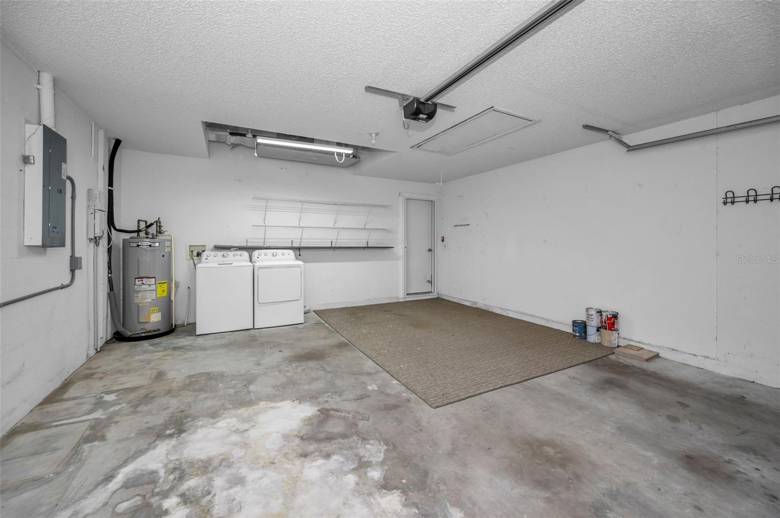 Image 39 of 75 For 6525 Pine Walk Drive