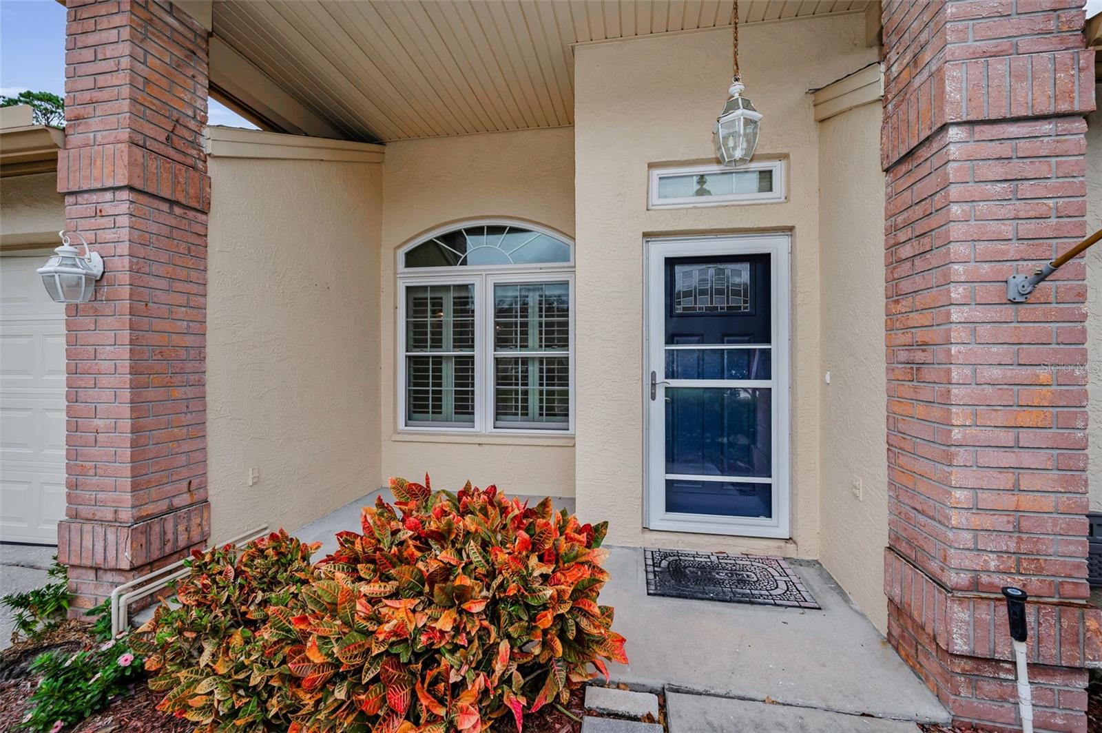 Image 5 of 75 For 6525 Pine Walk Drive