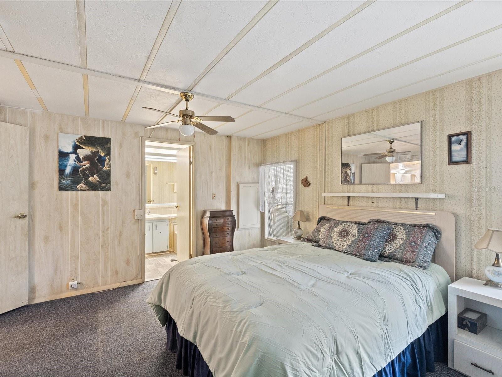 Image 23 of 46 For 17718 Rockledge Avenue