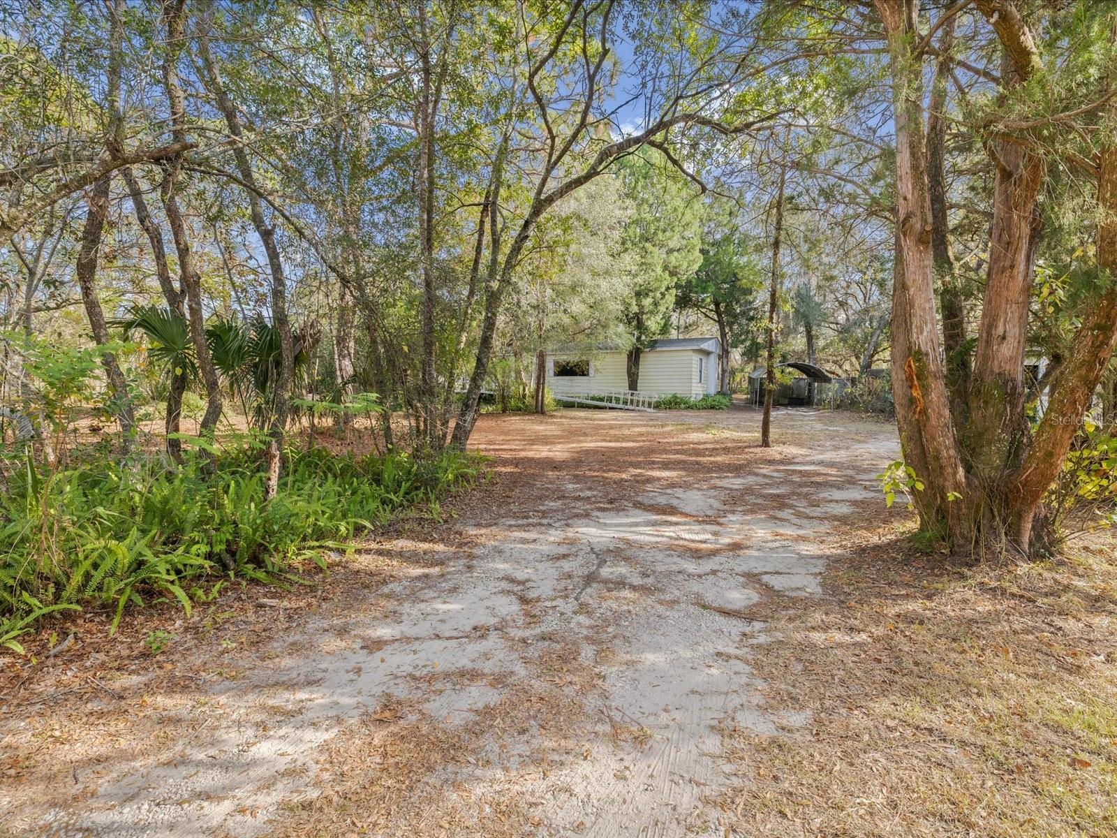 Image 4 of 46 For 17718 Rockledge Avenue