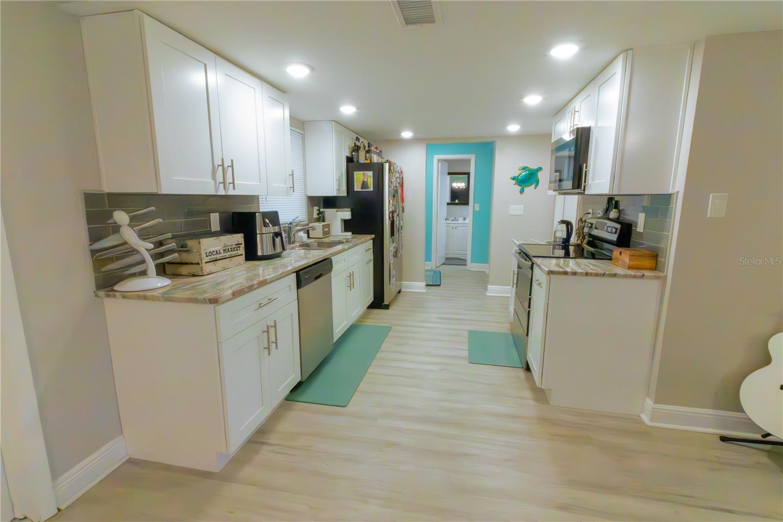 Image 16 of 28 For 6414 Indiana Avenue