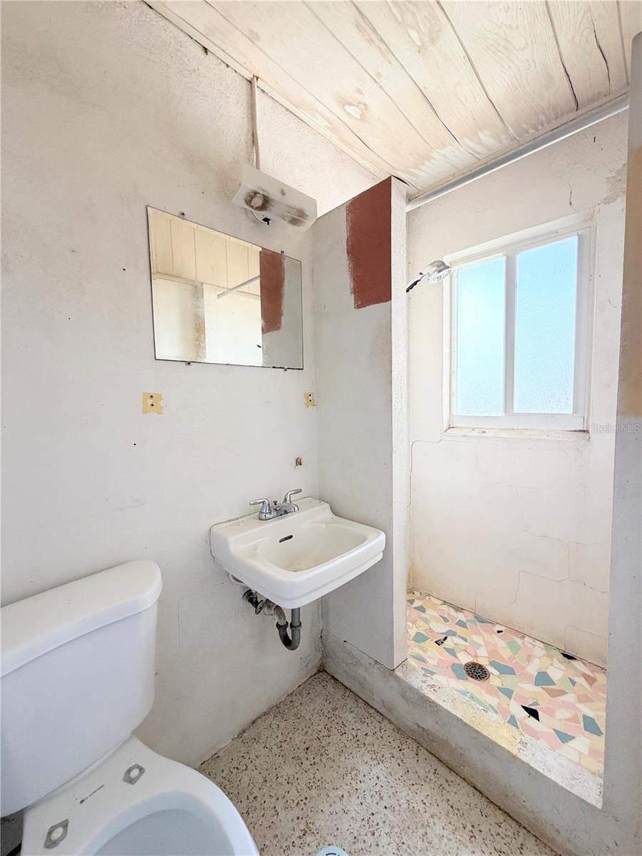 Image 9 of 18 For 1274 Robin Hood Lane