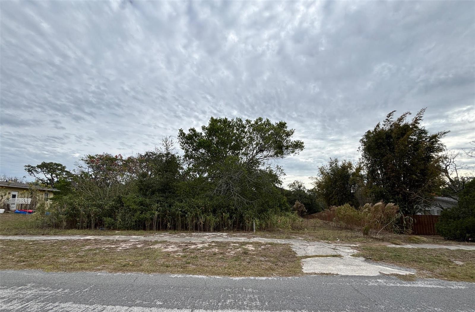 Image 2 of 9 For 6330 Kelvin Court