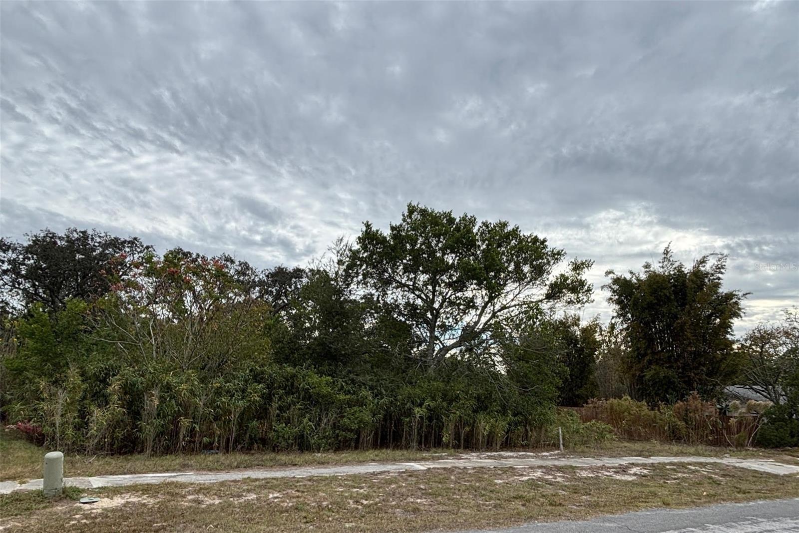 Image 6 of 9 For 6330 Kelvin Court