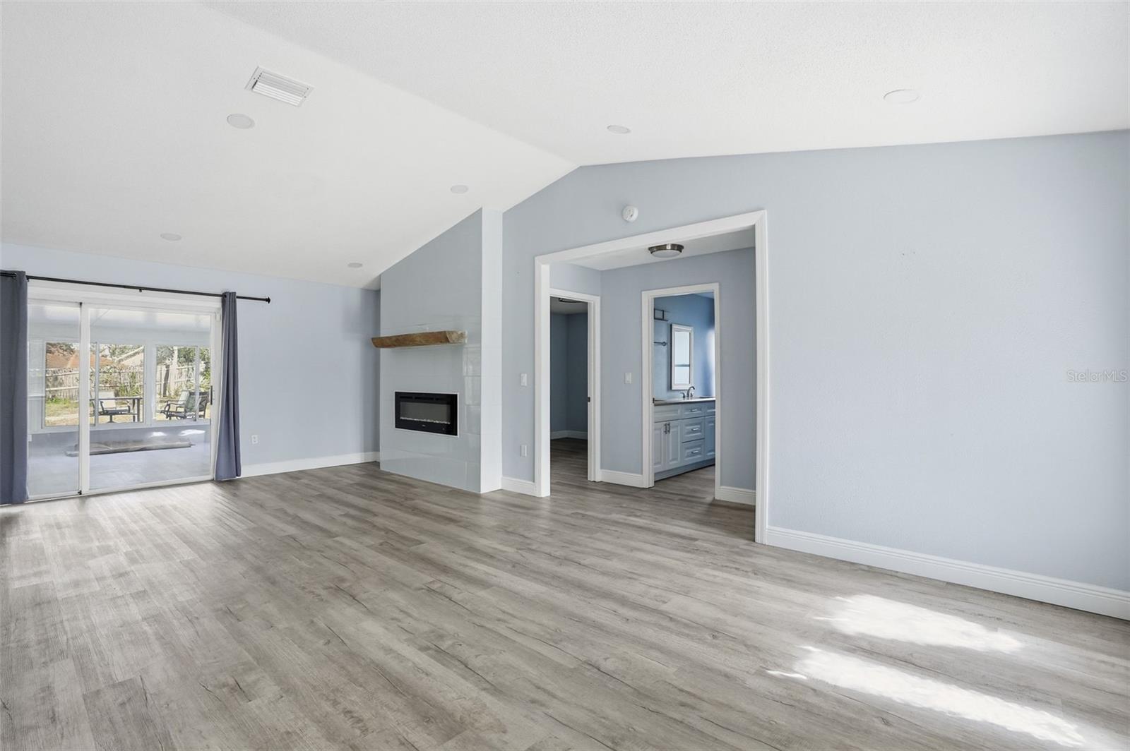 Image 5 of 20 For 1508 Gold Road