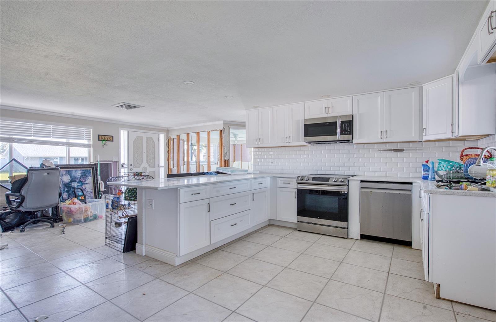 Image 18 of 42 For 13623 Evelane Drive